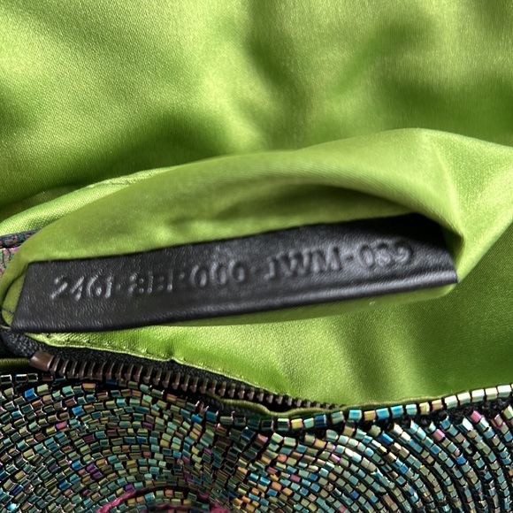 Unique FENDI beaded embroidery baguette bag - Picture 5 of 9